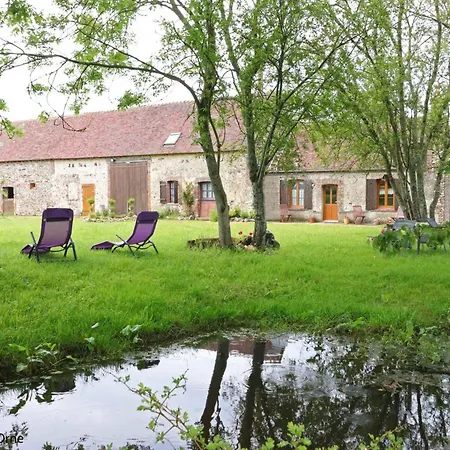 Charmante Longere Avec Jardin, Jeux Exterieurs, Bureau Teletravail, Proche Commerces Et Nature Calme - Fr-1-497-218